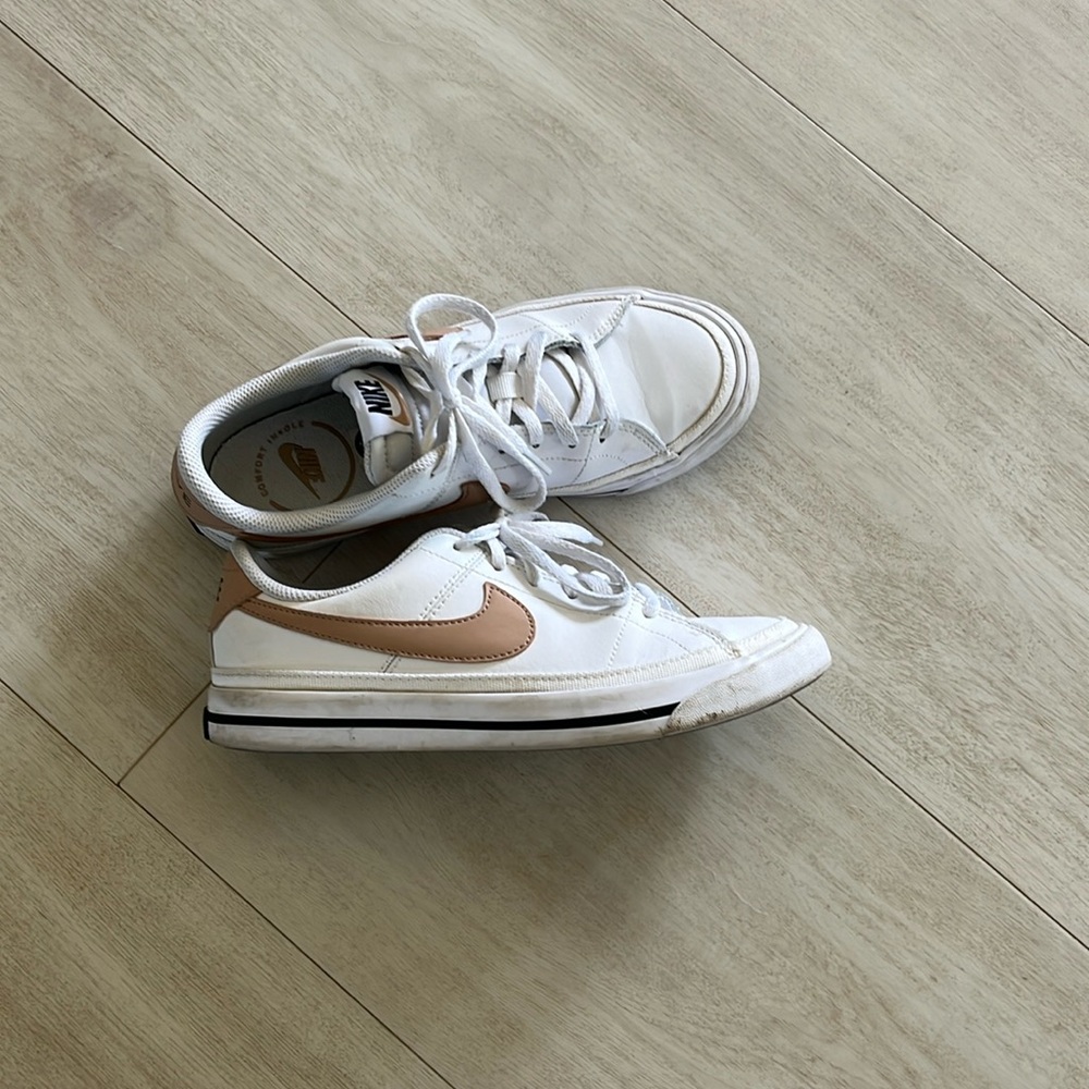 Nike shoes